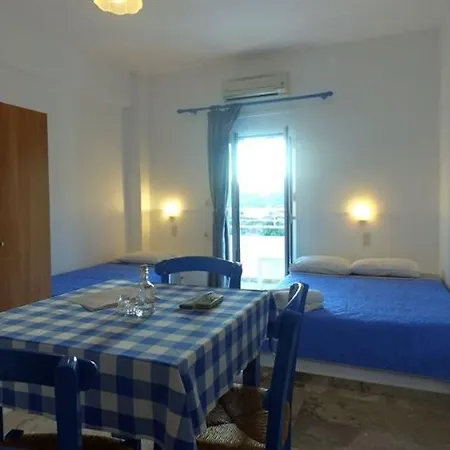Helios And Apts 2* Makry Gialos (Crete)
