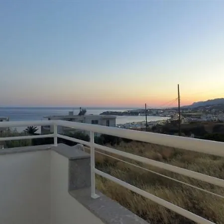 Hotel Helios And Apts Makry Gialos (Crete)
