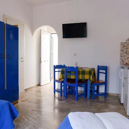 Helios And Apts Hotel Makry Gialos (Crete)